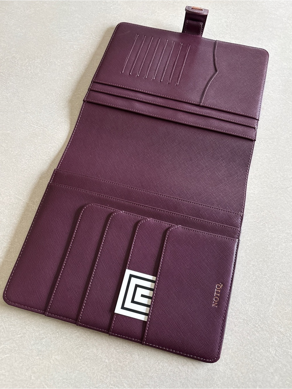 Notiq HP Classic 9 Disc - Discbound Folio Desk Agenda Cover - Mulberry Saffiano - Picture 5 of 11